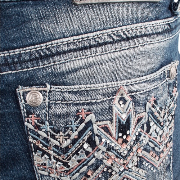 Jeans - Picture 3 of 6